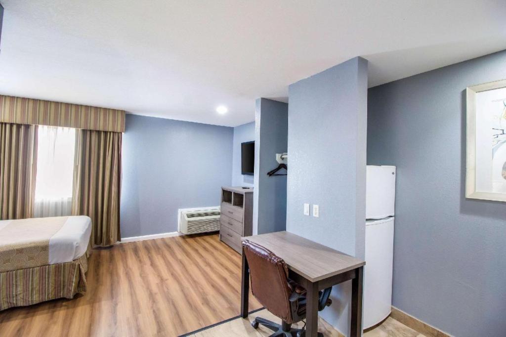 Rodeway Inn & Suites Port Arthur - Groves Esterno foto