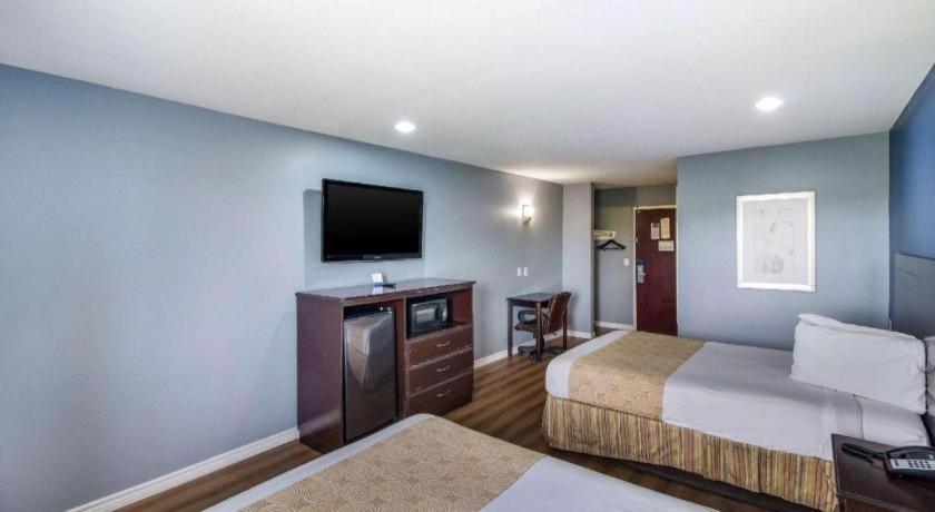 Rodeway Inn & Suites Port Arthur - Groves Esterno foto