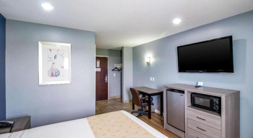 Rodeway Inn & Suites Port Arthur - Groves Esterno foto