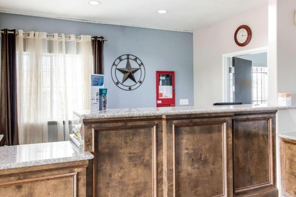 Rodeway Inn & Suites Port Arthur - Groves Esterno foto