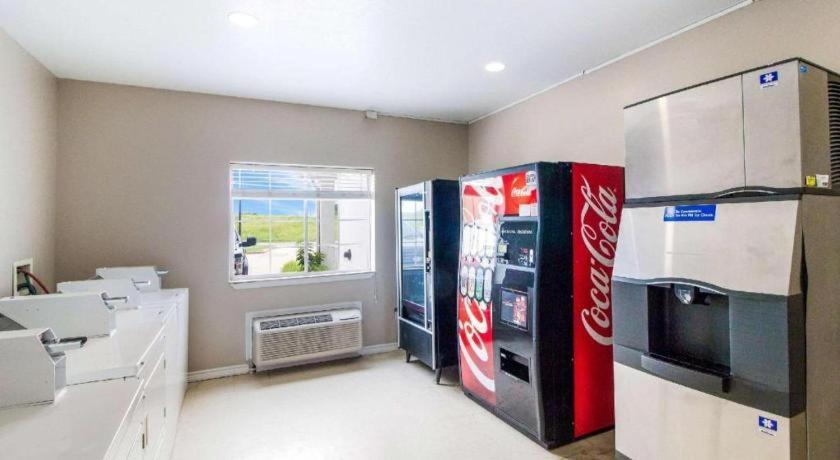 Rodeway Inn & Suites Port Arthur - Groves Esterno foto