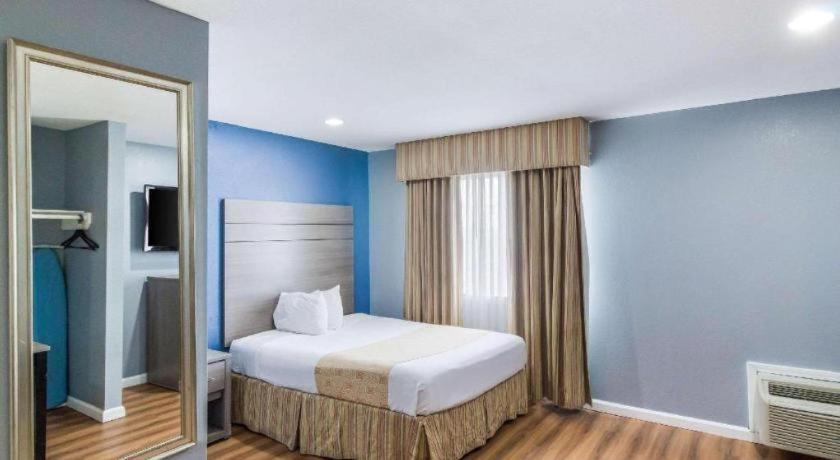 Rodeway Inn & Suites Port Arthur - Groves Esterno foto